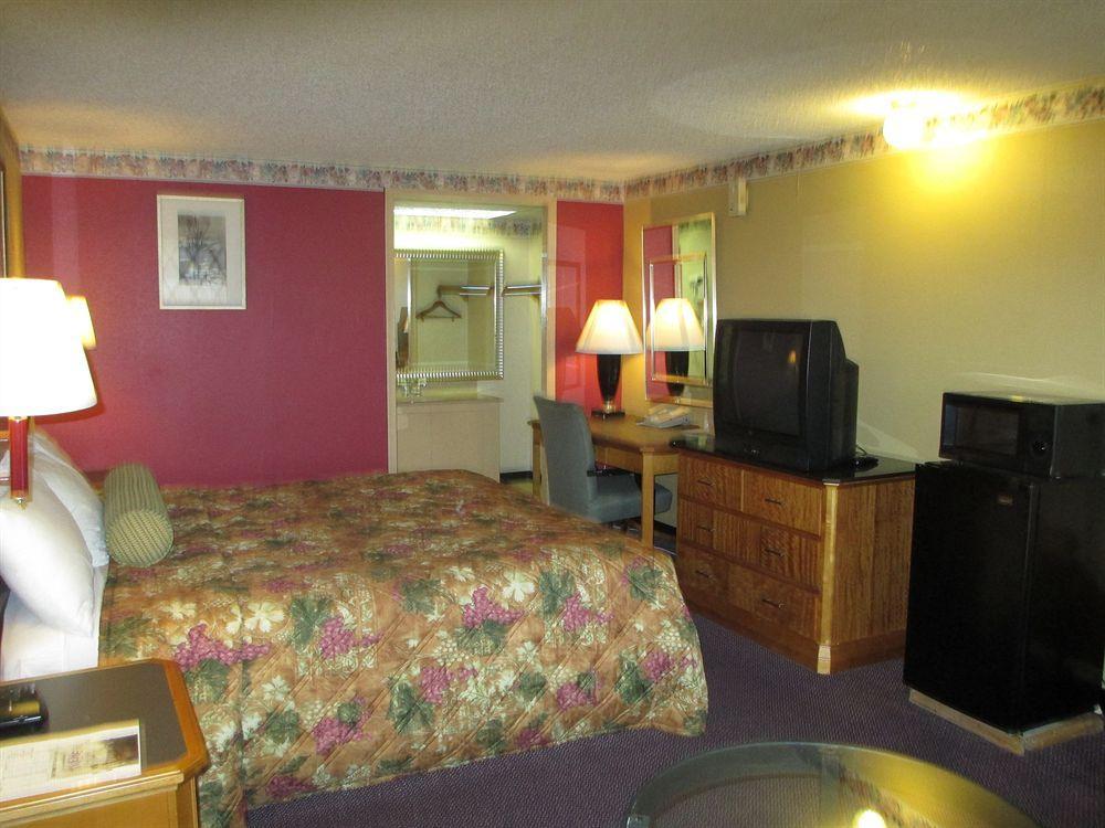 Scottish Inns Harrisburg-Hershey South Нью-Камберленд Экстерьер фото