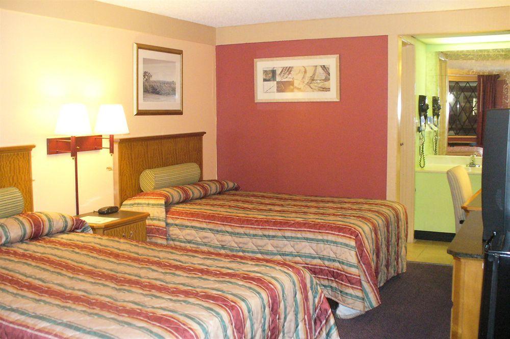 Scottish Inns Harrisburg-Hershey South Нью-Камберленд Экстерьер фото